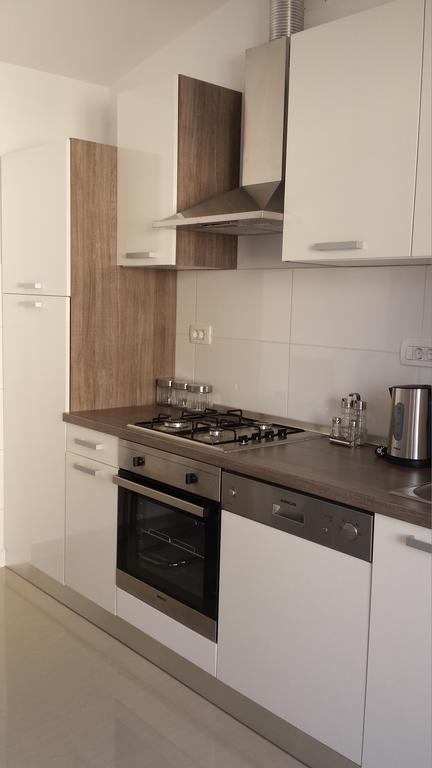 Apartment Sandrica Stomorska Chambre photo